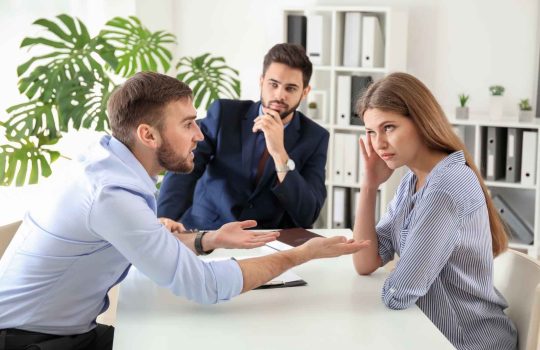 מדוע אתה צריך עורך דין גירושין שמתמחה בדיני משפחה?2